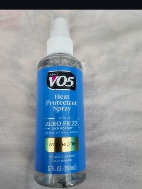 VO5 Heat Protectant Spray